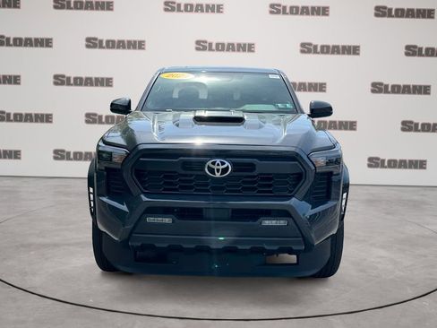 Used 2024 Toyota Tacoma TRD Sport AWD/4WD image 8