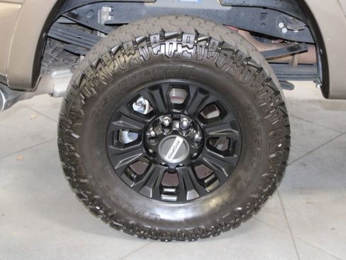 Used 2022 Ford F250 King Ranch w/ Tremor Off-Road Package image 17