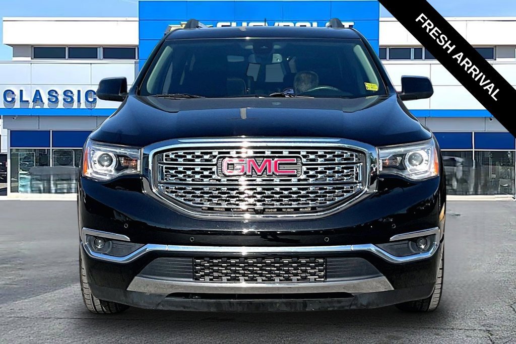 Used 2018 GMC Acadia Denali w/ Technology Package AWD/4WD image 19