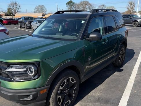 Used 2024 Ford Bronco Sport Outer Banks w/ Tech Package image 1