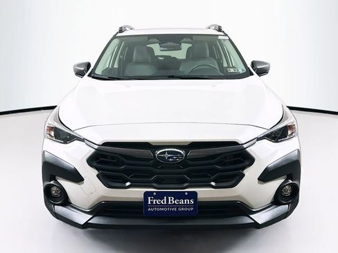 Used 2024 Subaru Crosstrek 2.0i Premium image 2