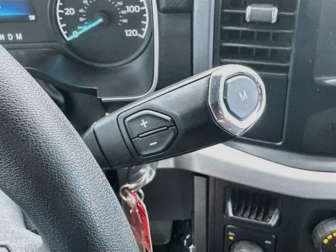 Used 2023 Ford F150 XLT AWD/4WD image 16