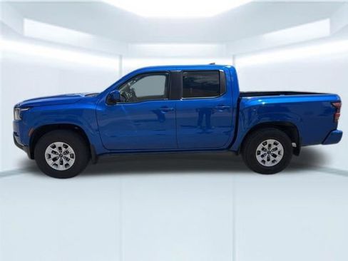 Used 2024 Nissan Frontier SV RWD image 10