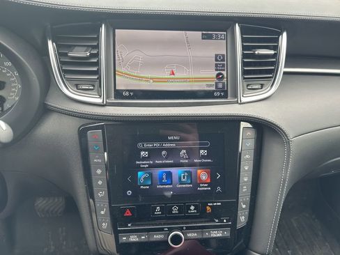 Used 2023 INFINITI QX55 Essential AWD/4WD image 18