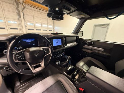 Used 2023 Ford Bronco Black Diamond AWD/4WD image 12