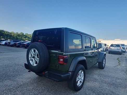 Used 2021 Jeep Wrangler Unlimited Sport AWD/4WD image 5