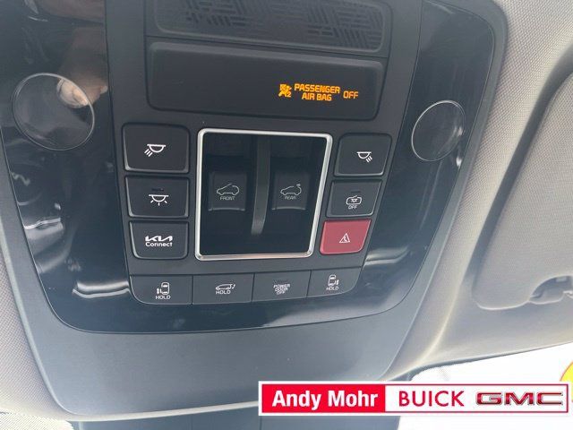 Used 2025 Kia Carnival SX w/ SX Dark Edition Package FWD image 42