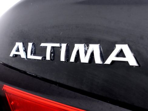 Used 2019 Nissan Altima 2.5 S FWD image 34
