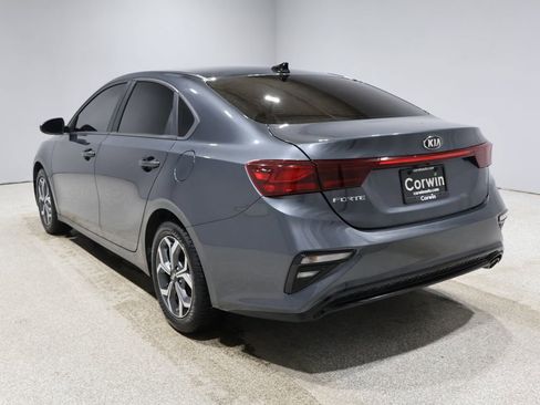 Used 2021 Kia Forte LXS image 4