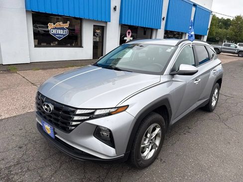 Used 2024 Hyundai Tucson SEL AWD/4WD image 2