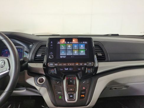Used 2018 Honda Odyssey EX image 21