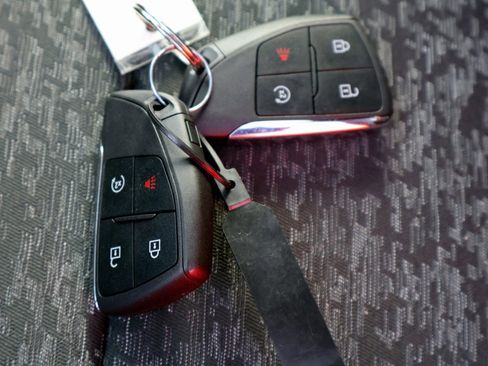 Used 2025 Chevrolet Colorado Z71 image 35