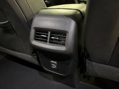 Used 2022 Chevrolet Equinox RS AWD/4WD image 24