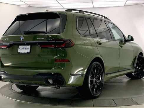 Used 2024 BMW X7 xDrive40i w/ M Sport Package image 12