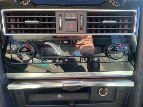 Used 2022 Nissan Armada SL w/ Captain's Chairs Package image 25