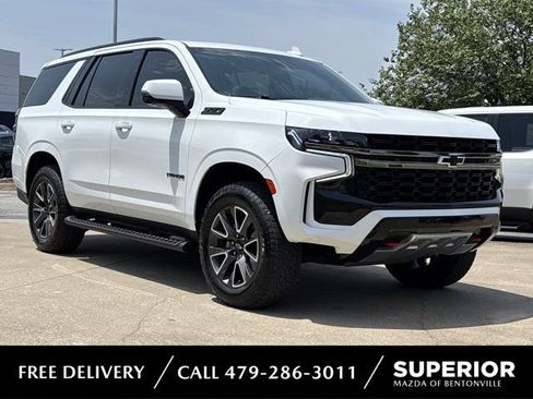 Used 2022 Chevrolet Tahoe Z71 w/ Luxury Package AWD/4WD image 1