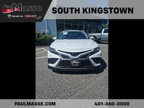 Used 2023 Toyota Camry SE AWD/4WD image 2