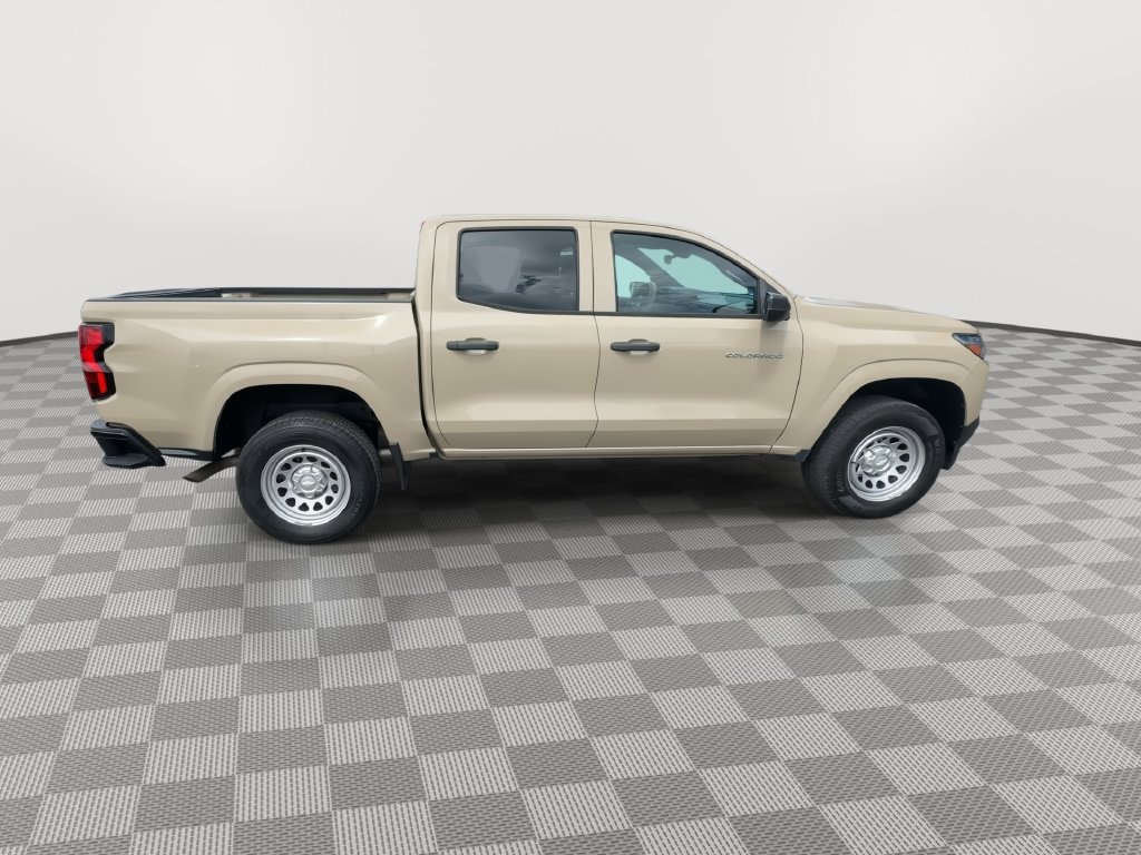 Used 2023 Chevrolet Colorado W/T RWD image 2