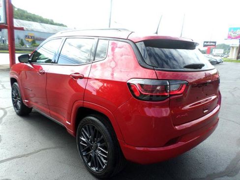 Used 2022 Jeep Compass Limited w/ (RED) Package AWD/4WD image 7