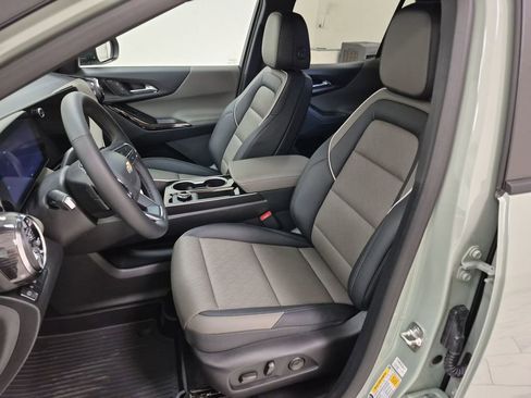 New 2026 Chevrolet Equinox LT w/ Convenience Package II image 20