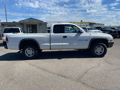Used 2002 Dodge Dakota 4x4 Club Cab image 2