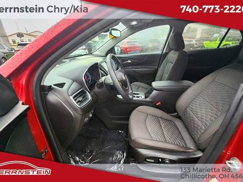 Used 2021 Chevrolet Equinox LT FWD image 25