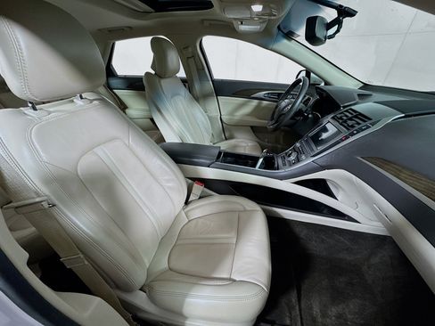 Used 2018 Lincoln MKZ Select w/ Select Plus Package image 28