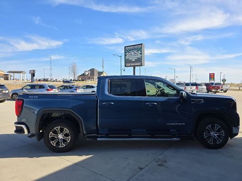 Used 2024 GMC Sierra 1500 SLE w/ LPO, GMC Protection Package image 8