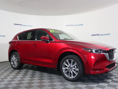 Certified 2025 MAZDA CX-5 AWD 2.5 S w/ Premium Plus Pkg image 4