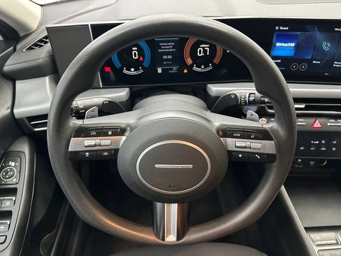 Used 2025 Hyundai Sonata SEL FWD image 23