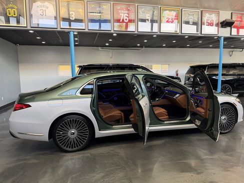 Used 2026 Mercedes-Benz Maybach S 680 image 5