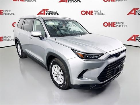 Certified 2025 Toyota Grand Highlander AWD image 1
