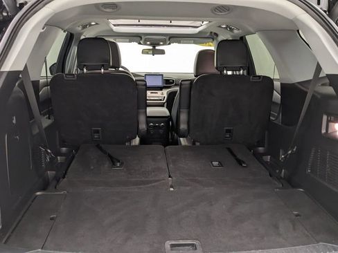 Certified 2024 Ford Edge SEL w/ Convenience Package image 9