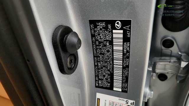 Used 2025 Lexus UX 300h FWD w/ Accessory Package (Z1) image 66
