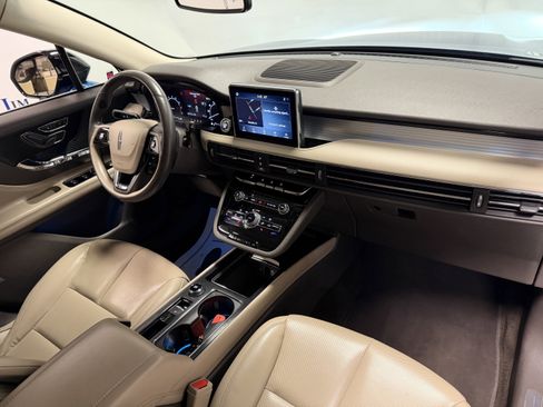 Used 2020 Lincoln Corsair FWD w/ Convenience Package image 19