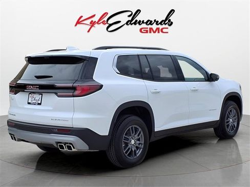 New 2026 GMC Acadia Elevation image 5