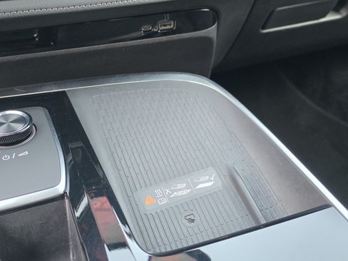 Used 2025 Buick Enclave Preferred FWD image 30