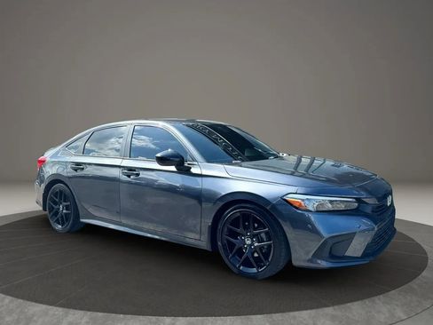 Used 2024 Honda Civic Sport image 2