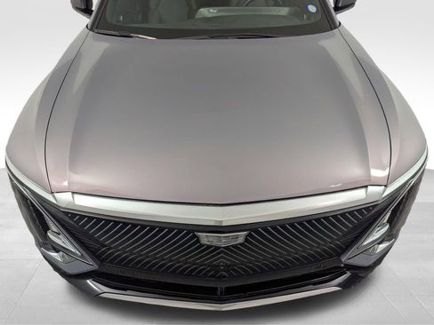 Used 2025 Cadillac Lyriq Luxury w/ LPO, Floor Liner Package AWD/4WD image 56