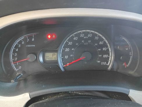 Used 2011 Toyota Sienna LE FWD image 12