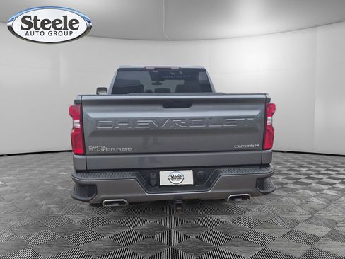 Used 2021 Chevrolet Silverado 1500 Custom w/ Custom Max Trailering Package image 4