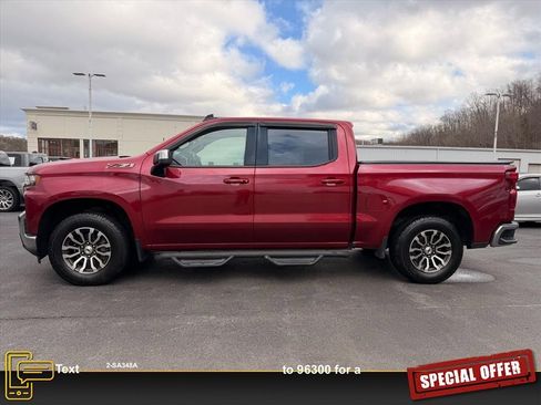 Used 2021 Chevrolet Silverado 1500 LT w/ Z71 Off-Road Package image 8