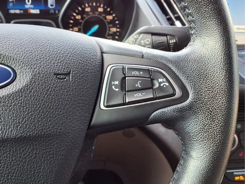 Used 2019 Ford Escape SEL FWD image 14