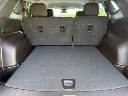 Used 2024 Chevrolet Blazer LT w/ Convenience Package image 6