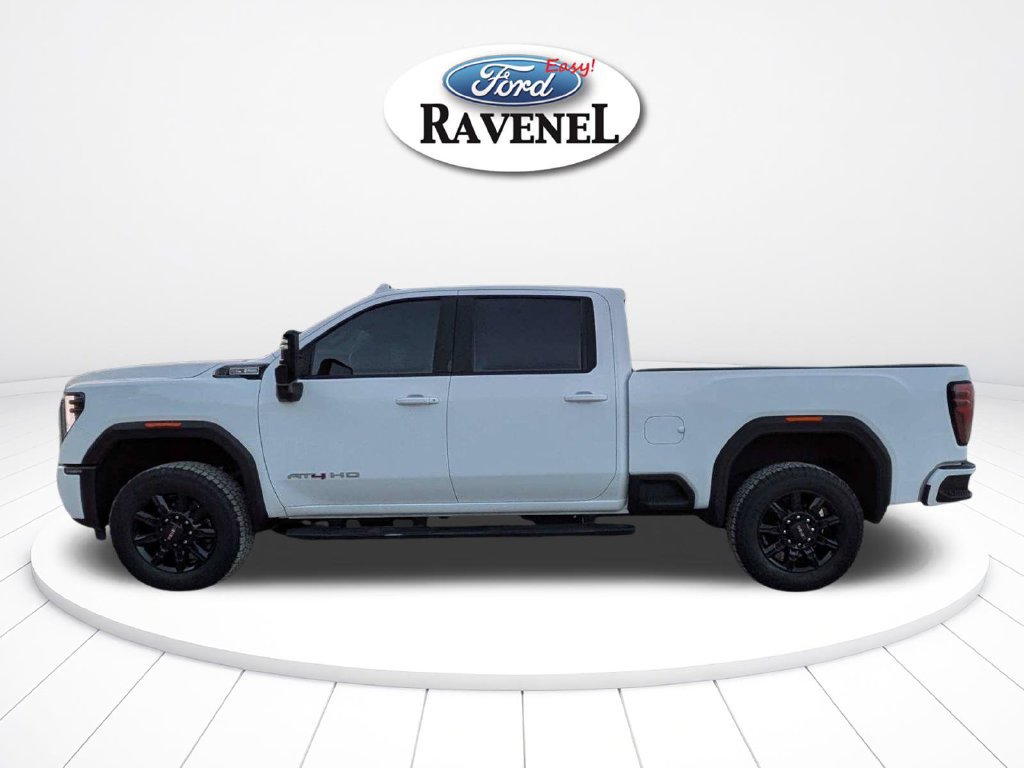 Used 2024 GMC Sierra 2500 AT4 AWD/4WD image 7