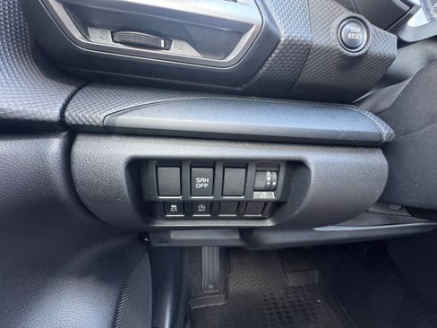 Used 2021 Subaru Forester AWD/4WD image 12