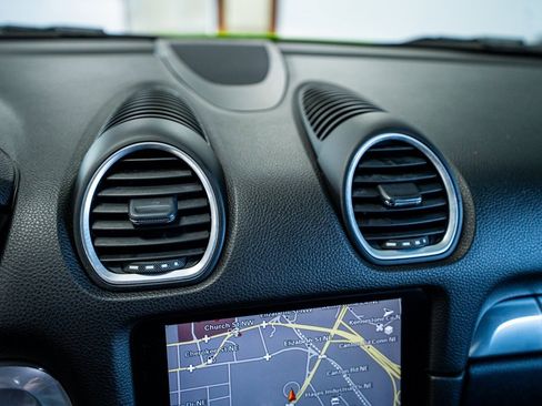 Used 2017 Porsche 718 Boxster S image 44