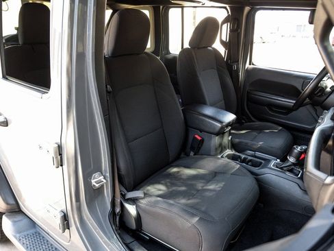 Used 2020 Jeep Wrangler Unlimited Sport S image 45