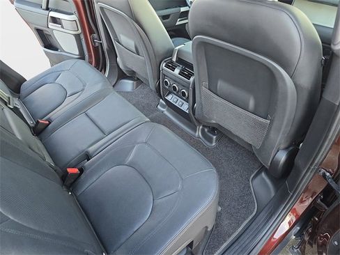 Used 2024 Land Rover Defender 130 S image 11