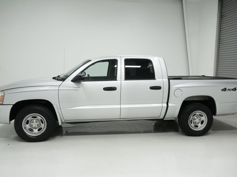Used 2006 Dodge Dakota ST image 6